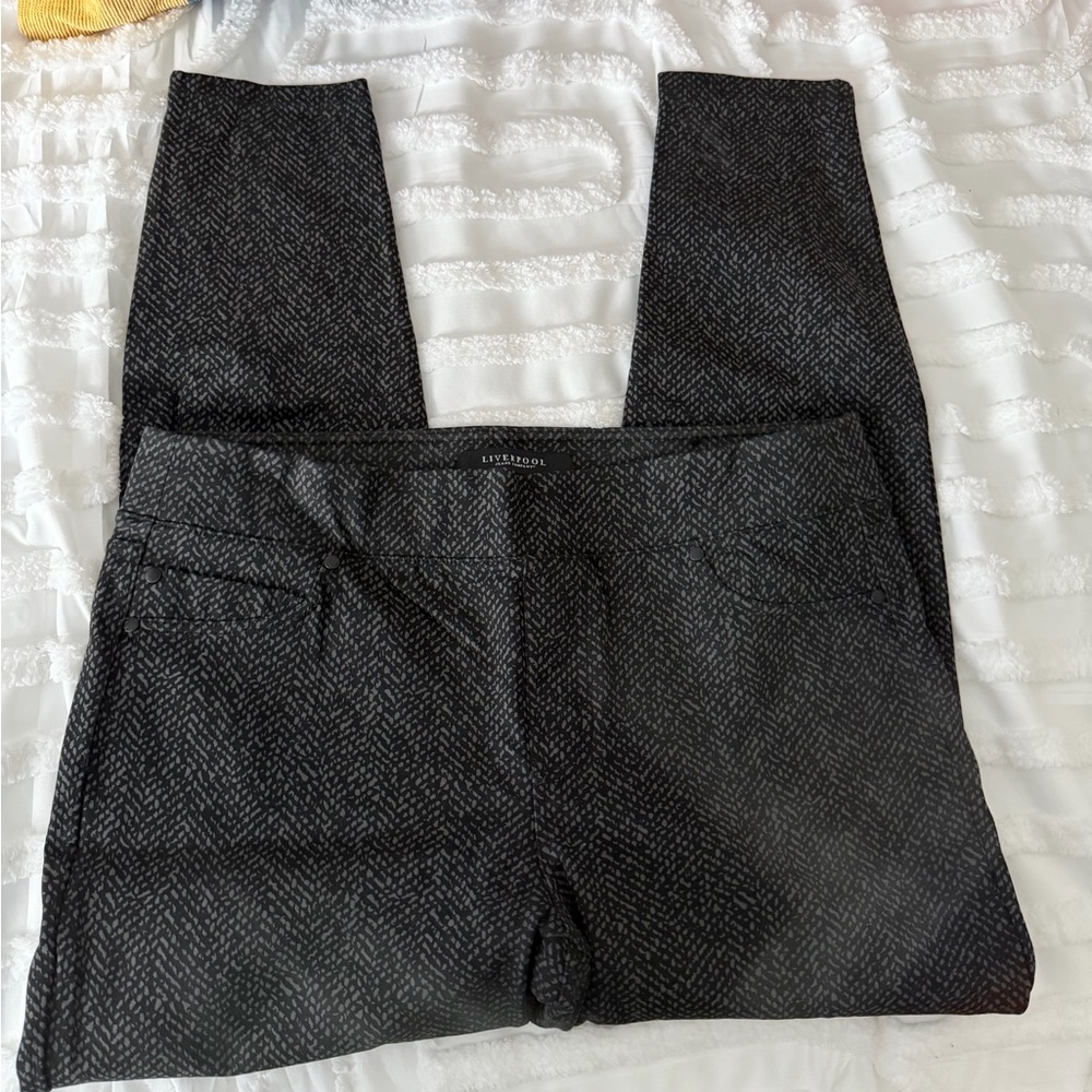 Liverpool Jeans Company Black Patterned Pants